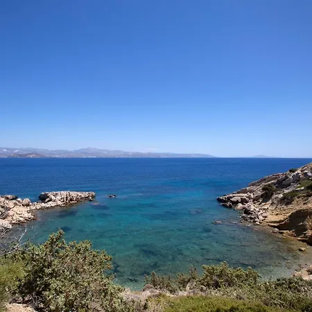 Aphrodite - Elegant Villa, Sea Views, Designer Renovation Вилла *