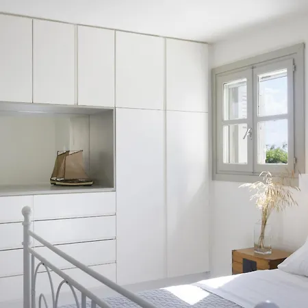 Вилла Aphrodite - Elegant Villa, Sea Views, Designer Renovation *