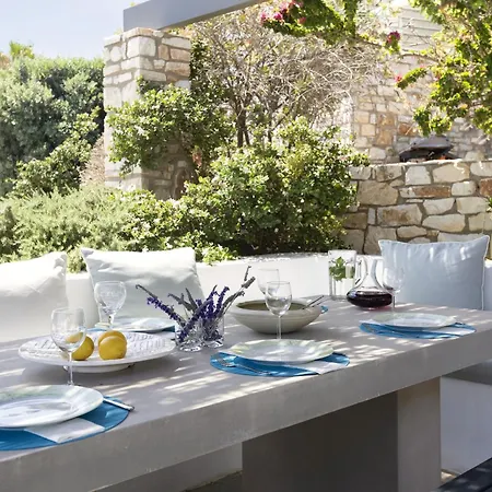 Aphrodite - Elegant Villa, Sea Views, Designer Renovation וילה *