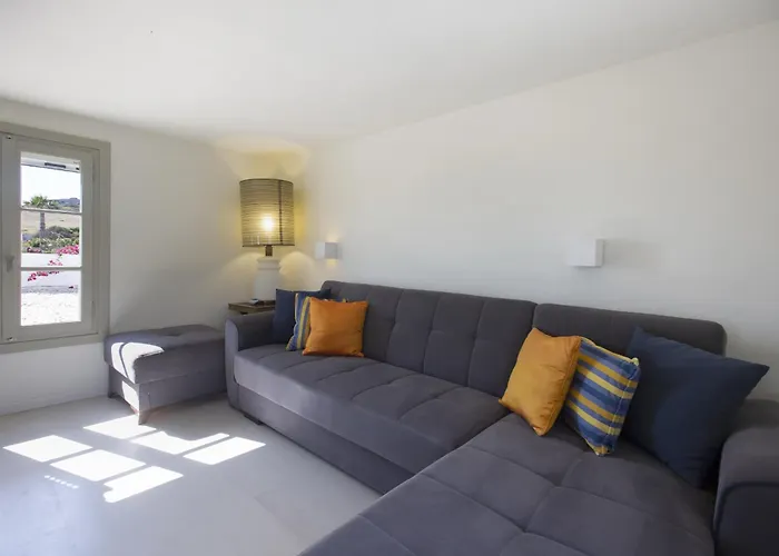 Aphrodite - Elegant Villa, Sea Views, Designer Renovation Villa Ampelas