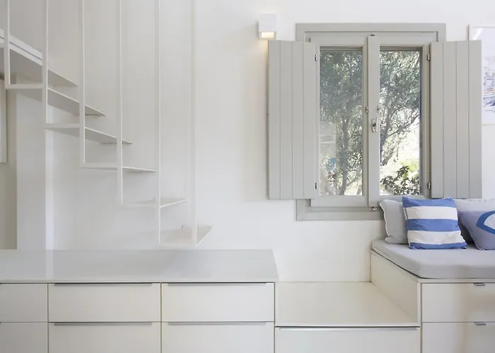 Aphrodite - Elegant Villa, Sea Views, Designer Renovation Villa Ampelas